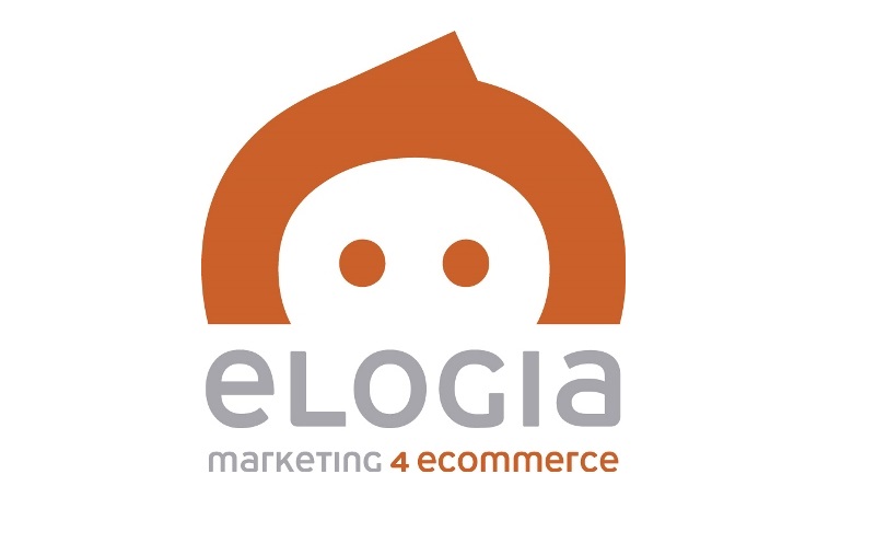 Icono en forma de cara abstracta naranja sobre el texto "elogia marketing 4 ecommerce". Contexto: marketing digital, marca visual.