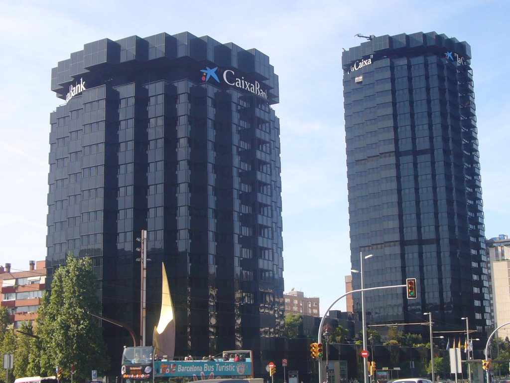 CaixaBank integra pagos en móviles con Samsung Pay