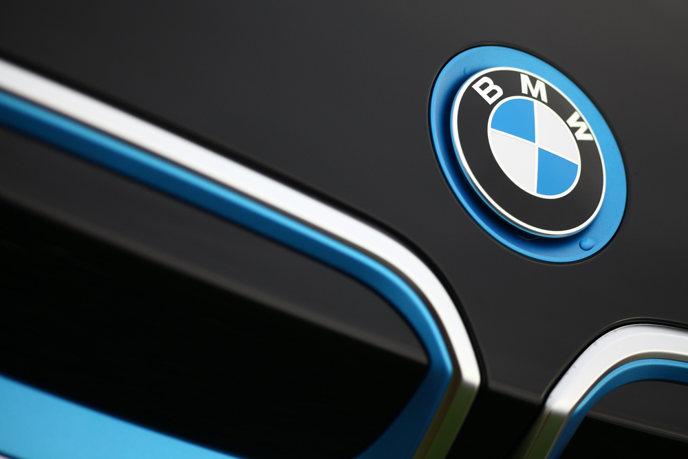 Que Apple no se ponga celosa. Los coches BMW han abierto la puerta a Spotify y otras populares apps Android a través del sistema iDrive