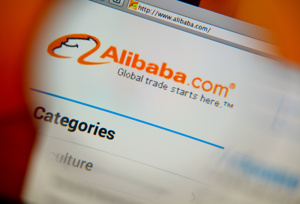 ingresos de alibaba suben
