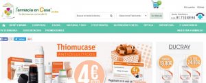 Página web de farmacia online muestra productos como Thiomucase y Ducray. Ofertas destacadas: "4€ 200 ml" y "32,90€. Antes 41,70€". Navegación superior.