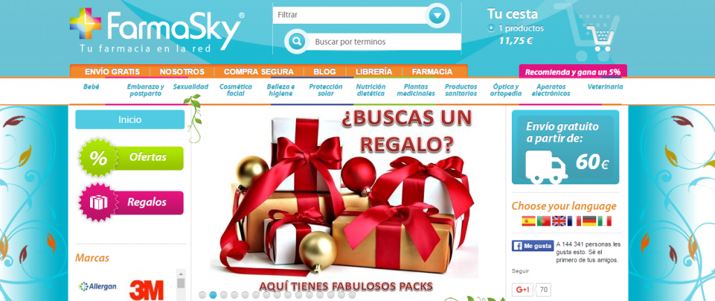 Regalos envueltos en cinta roja, promovidos en una farmacia online. Texto: "¿Buscas un regalo? Aquí tienes fabulosos packs". Marketing visual atractivo.