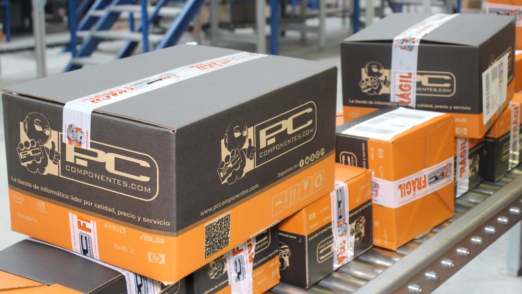 PcComponentes lanza una tarifa plana de envíos al estilo de Amazon Prime