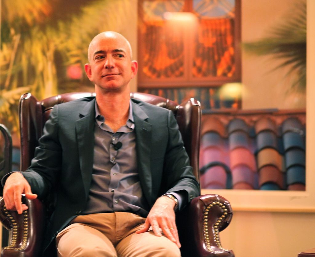 Jeff Bezos lanza Fondo Bezos Día Uno, proyecto filantrópico con 2.000 millones de dólares