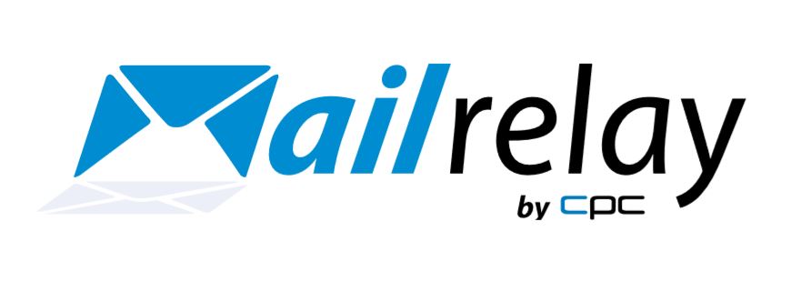 Logotipo de Mailrelay presenta un sobre azul junto a texto "Mailrelay by cpc." Imagen refleja temática de email marketing y comunicación digital.
