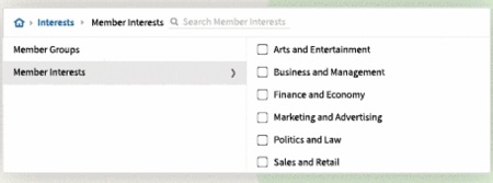 Lista de intereses con casillas para marcar, opciones: Artes, Negocios, Finanzas, Marketing, Pol&iacute;tica y Ventas. Ideal para segmentaci&oacute;n y targeting.