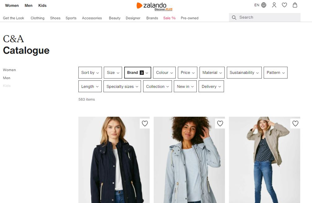 Cat&aacute;logo de moda online de C&A en Zalando. Mujeres posan con chaquetas modernas. Varios filtros disponibles para personalizar la b&uacute;squeda: talla, precio, color.
